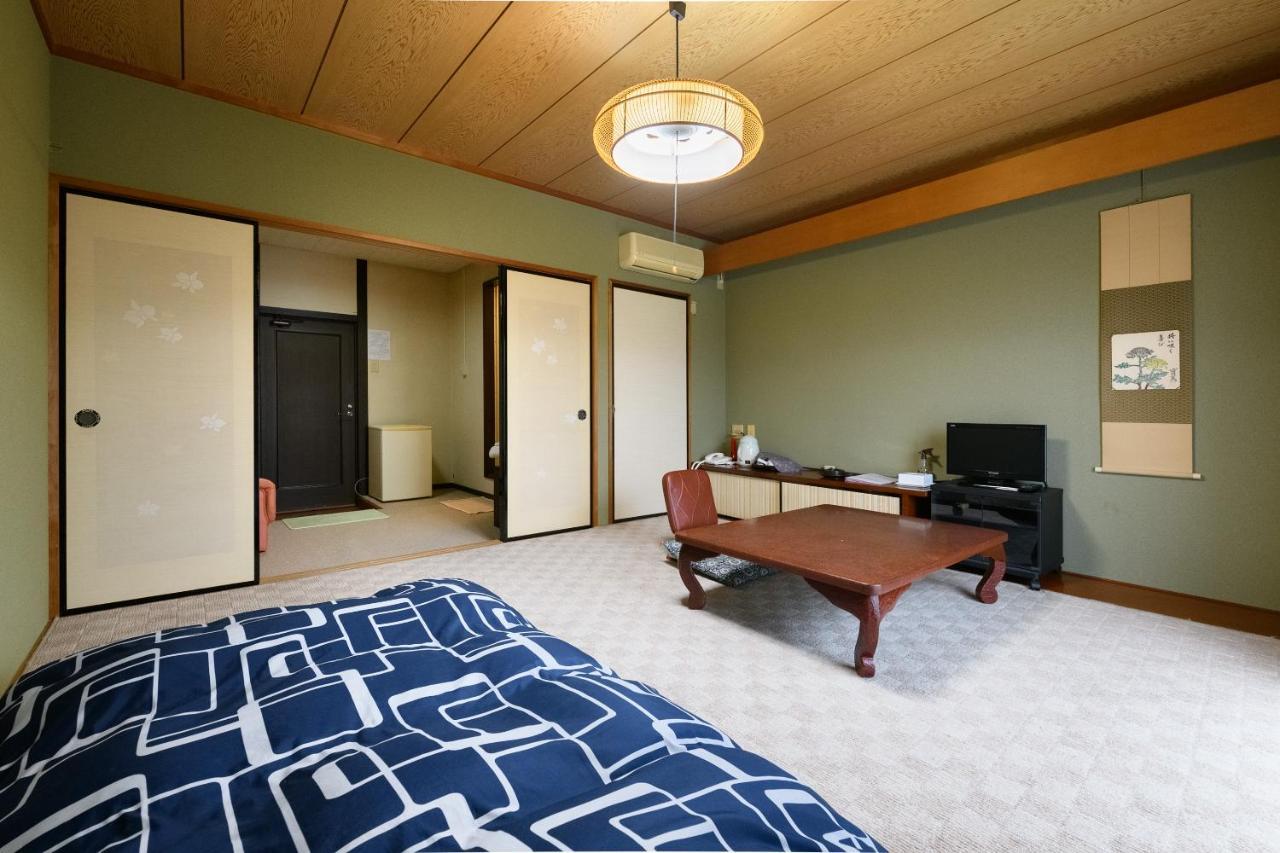 Tabist Sakura Annex Okumikawa Hotel Shinshiro Ngoại thất bức ảnh